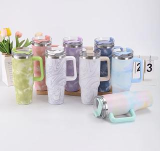 40OZ/1200ML Garrafa Térmica de água com canudo Tumbler Copo Isolado De Aço Inoxidável Para Carros（36pc*30reais=1080reais）