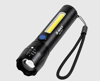 Lanterna LED à prova d'água de longo alcance e luz forte
