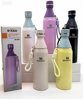 Garrafa Térmica de aço Inoxidável de alta qualidade alça lateral 500ML Academia Camping