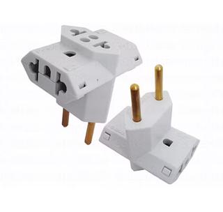 ADAPUDADOR TOMADA COM 3entra