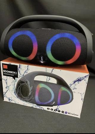 Alto-falante JBL Boombox 2 portátil com bluetooth LED 30cm