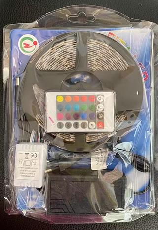 ￼Fita LED RGB (5050) 5m Bivolt com Fonte + Controle -